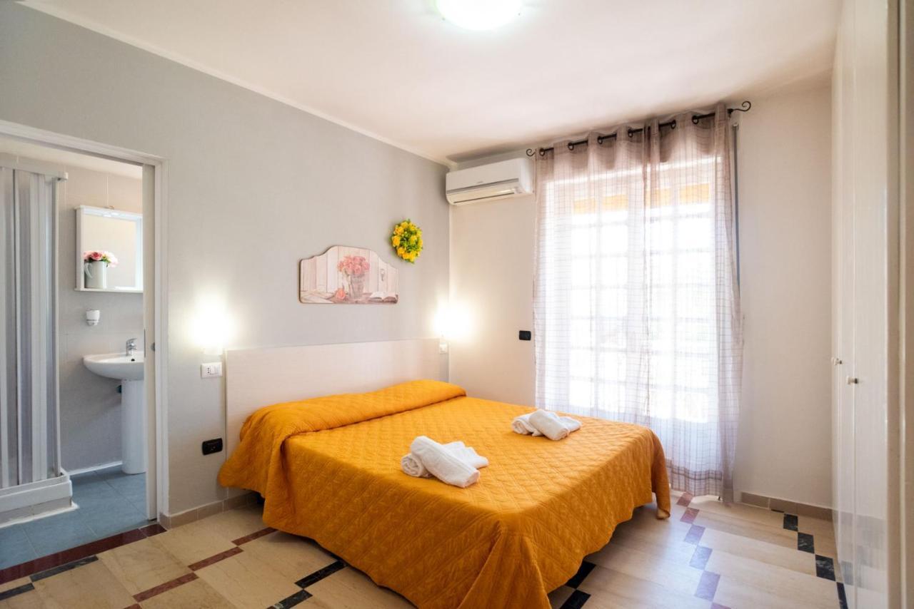 Solaris Paestum Hotell Eksteriør bilde